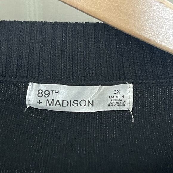 89th‎ + Madison Floral Sheer Sleeve Top Size 2X Black Stretch Whimsical boho - Picture 3 of 5